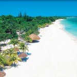 Jamaica’s Top Beaches Family Fun