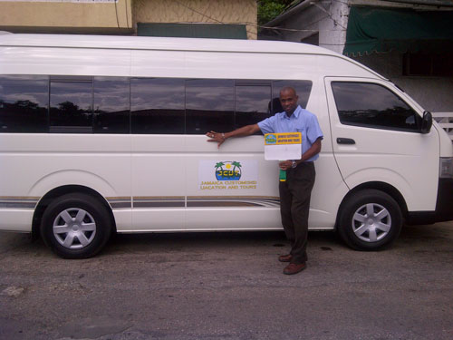 Grand Pineapple Taxi Transfer from Montego Bay Airport.